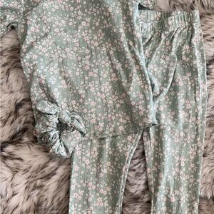 3 Piece Floral Green Kids Pajamas